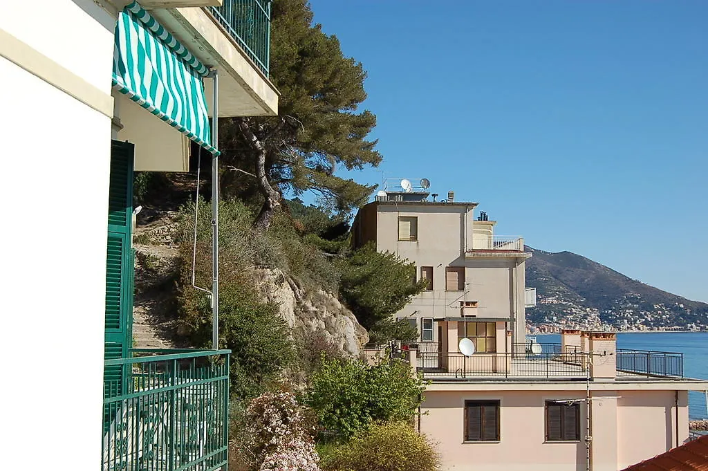 Residence Augustus Laigueglia