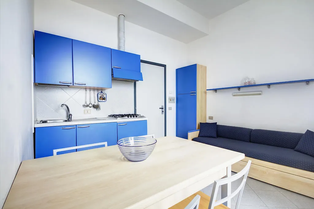 Residence Augustus Laigueglia Aparthotel