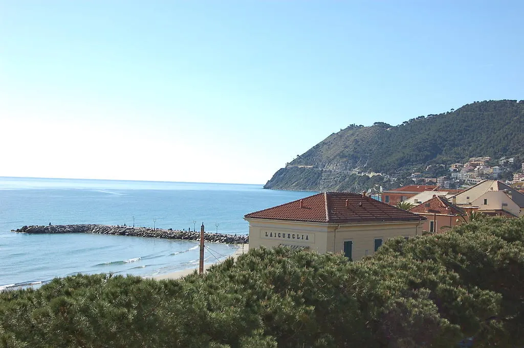 Residence Augustus Laigueglia
